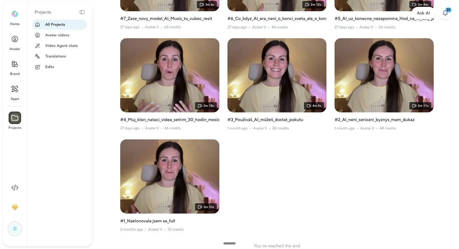 Rozhraní HeyGenu se seznamem avatar videí digitálního dvojčete Denýs